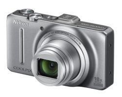 Nikon Coolpix S9300 3D Camera Silver 