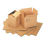 Scatole di cartone, tubi postali e carta da pacco