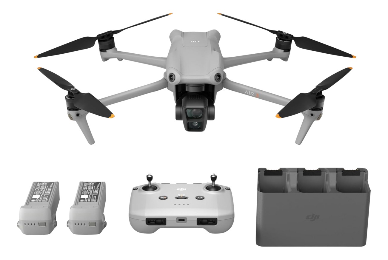 Dji Air 3 Fly More Combo 4 Rotors Quadcopter 48 Mp 3840 X 2160 Pixels 4241 Mah Black, Grey